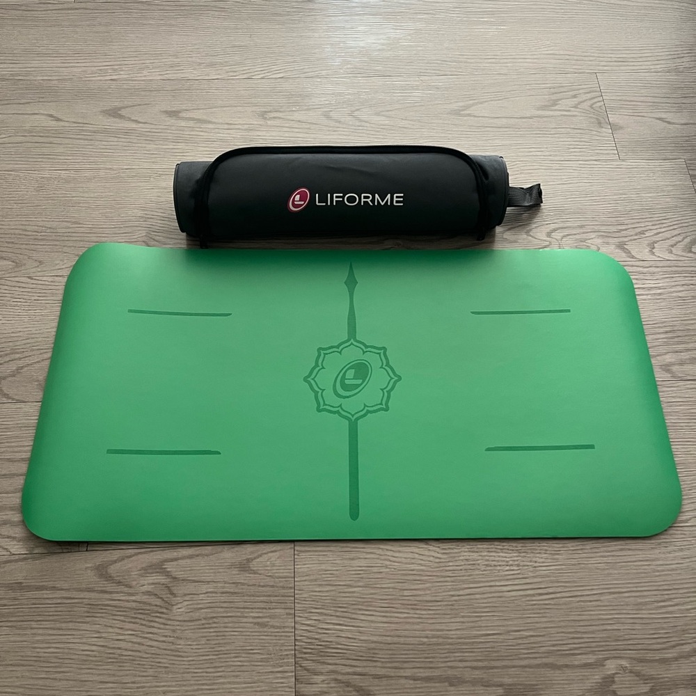 NWOT Liforme Classic Yoga Pad - Green
